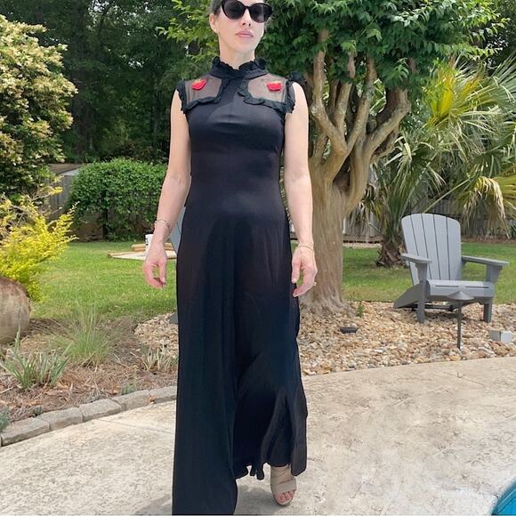 Vintage 70’s strawberry formal gown - Picture 1 of 8